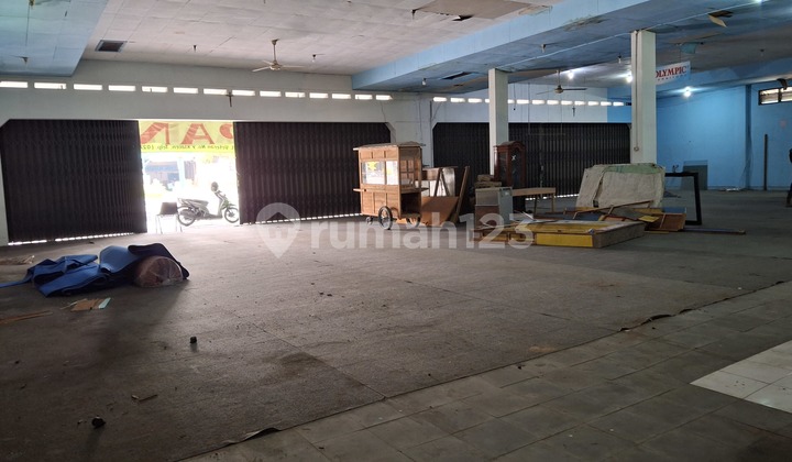 Affordable Shop House for Rent in Klaten City, Near Klatos Sun. Affordable Shop House for Rent in Klaten City, Near Klatos Sun.