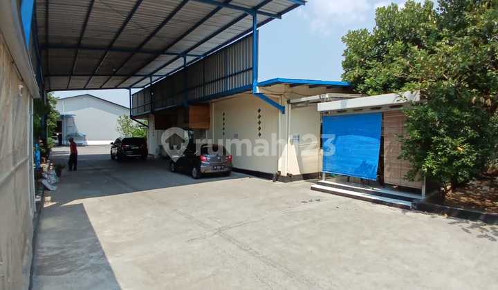 Warehouse with Ready-to-Use Industrial Permit