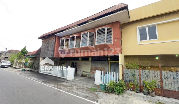 Dijual Rumah di Solo Serengan Dekat Pasar Harjodaksino
