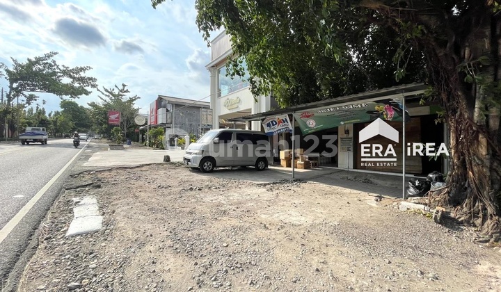 Affordable Business Space in Boyolali Main Road Area Affordable Business Space in Boyolali Main Road Area