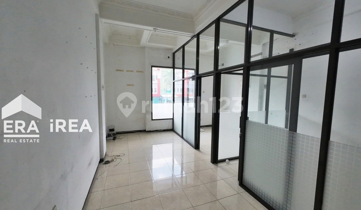 SHOPHOUSE FOR SALE, Solo Baru Business Area, Sukoharjo. 1