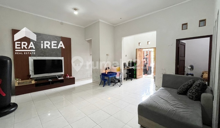 Rumah Siap Pakai Dekat De Tjolomadoe