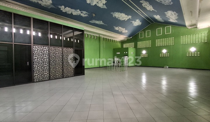 Warehouse & Business Space for Rent / Sold Cheaply on Jl. Solo - Jogja