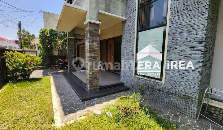 For Sale Modern 2-Story House Near Dr Oen Solo Baru 2