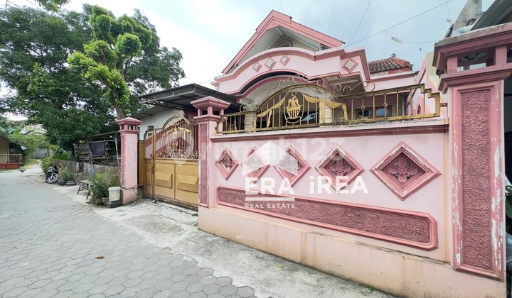 For Sale Ready-to-Occupy House in Klaten Near Town Square 2