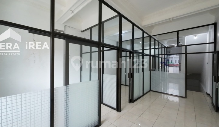 SHOPHOUSE FOR SALE, Solo Baru Business Area, Sukoharjo. 2