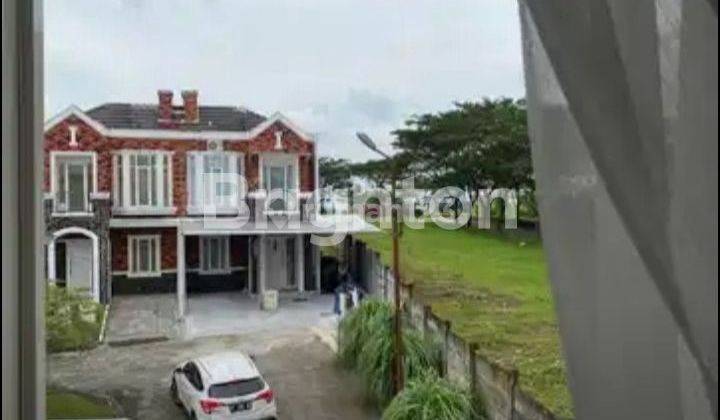 Rumah mewah semi furnish Dekat Bandara Apt pranoto 1