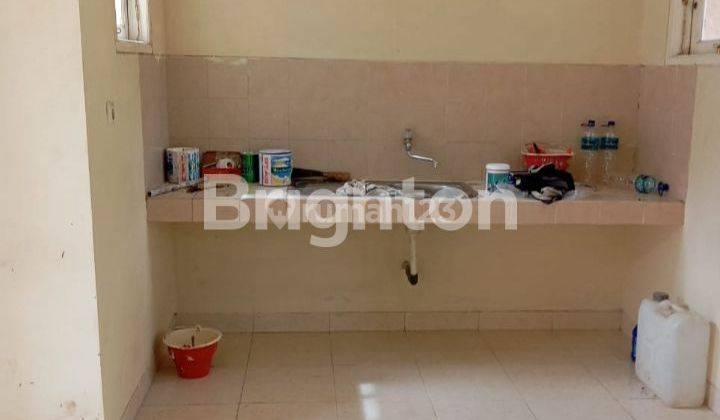 Ruma 2 lantai dekat Bigmall 2