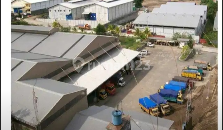 Gudang Premium Di Kawasan Industri Teuku Umar Gudang Premium Di Kawasan Industri Teuku Umar