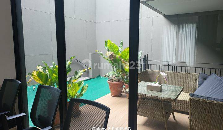 foto lainnya rumah cantik hadap taman luas