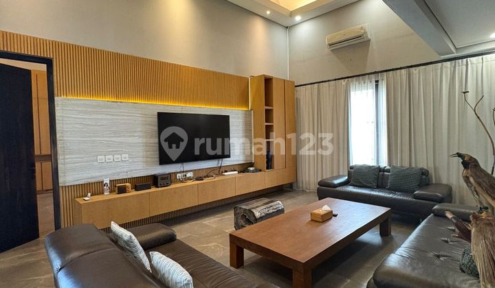 HOUSE FOR SALE CLUSTER ARISTOTELES SUMMARECON GD.SERPONG 