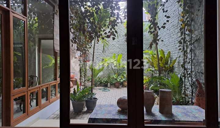 MODERN OPEN SPACE HOUSE READY TO LIVE IN SEMI-FURNISHED BSD THE GREEN 2