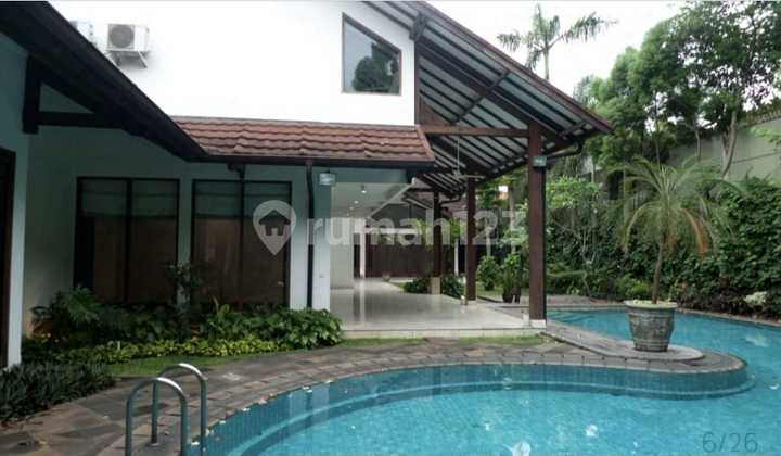 Dijual Rumah Mewah di Kemang Jakarta Selatan