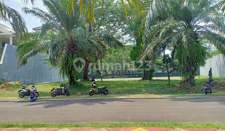 Elite area lot in Alam Sutera Blue Lake lot