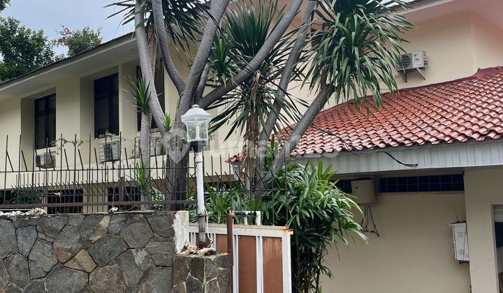 For Rent House Hook 1,400M² in Kemang Ideal for Office/Residence 2