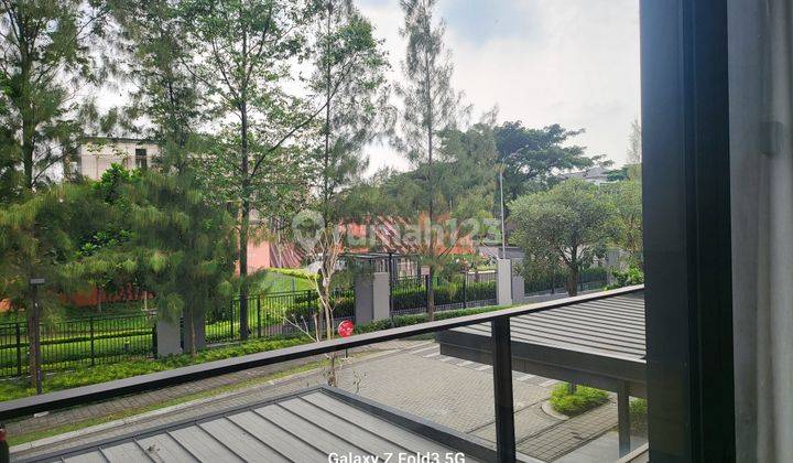 foto lainnya rumah cantik hadap taman luas
