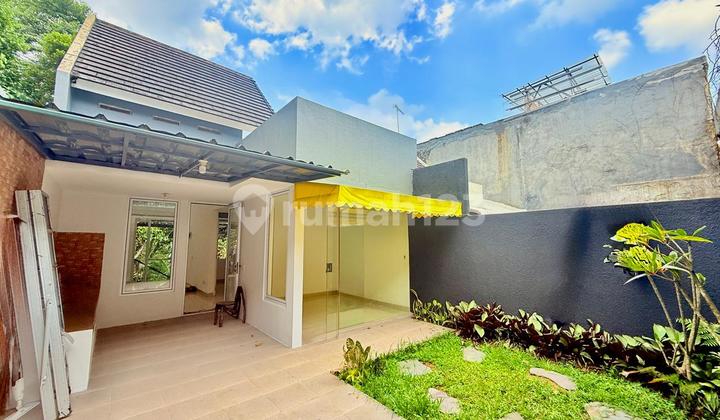 Rumah Hook Minimalis Siap Huni Backyard Luas SHM Sentul City, Bogor Rumah Hook Minimalis Siap Huni Backyard Luas SHM Sentul City, Bogor