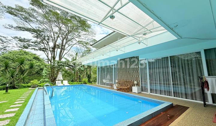 Rumah Hook Minimalis Modern Private Pool SHM Sentul City, Bogor Rumah Hook Minimalis Modern Private Pool SHM Sentul City, Bogor