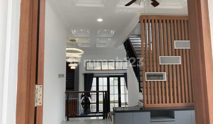 Rumah Classic 2 Lantai Siap Huni Seberang Taman Budaya View Pegunungan Sentul City, Bogor 2