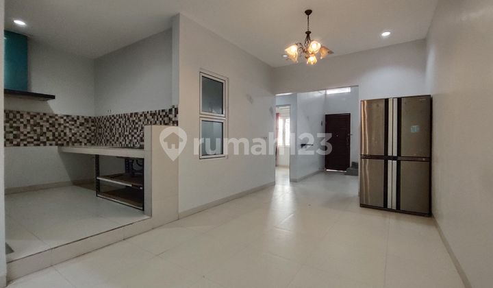 Rumah Minimalis 2 Lantai Shm View Pegunungan Sentul City, Bogor