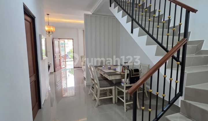 Rumah 2 Lantai Modern Classic Shm View Gunung Sentul City, Bogor 2
