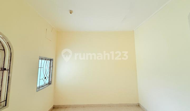 Renovated Rental House 5 Minutes from Sentul Toll Exit, Bogor.