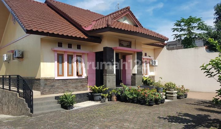 Rumah Bagus SHM Semi Furnish di Jl.pelopor Cileunyi Tol