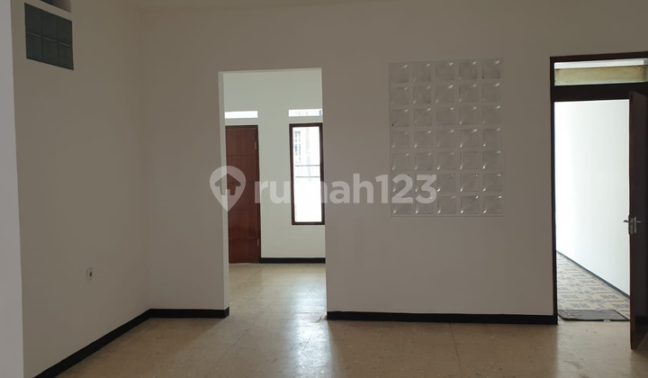 Rumah Bagus SHM di Jalan Kembar bisa KPR Dekat Alun Alun Rumah Bagus SHM di Jalan Kembar bisa KPR Dekat Alun Alun