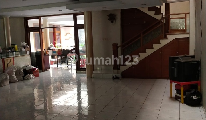 Rumah 3 Lantai Di Jalan Pasirluyu Dekat Jalan Bkr Buah Batu 1