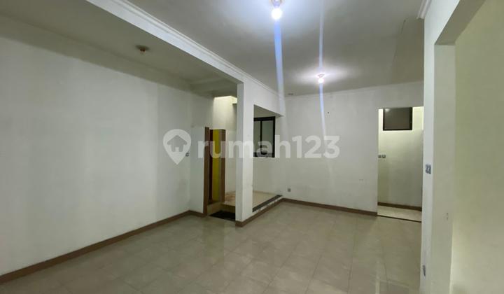 Nice House in Margacinta, Antabaru Complex, Near SMPN 18 Nice House in Margacinta, Antabaru Complex, Near SMPN 18