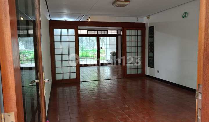 Rumah Cocok Untuk Kantor Di Dekat Pintu Tol Pasteur Maranatha 1