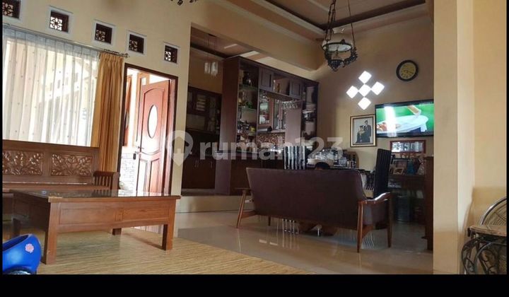 Rumah Bagus SHM Semi Furnish di Jl.pelopor Cileunyi Tol 2