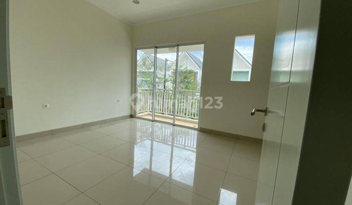 Rumah Bagus Cluster Amanda Summarecon Taman Depan Belakang 1