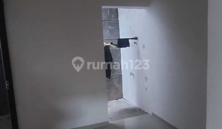 House Credit in Green Valley Complex Jatihandap SHM 2