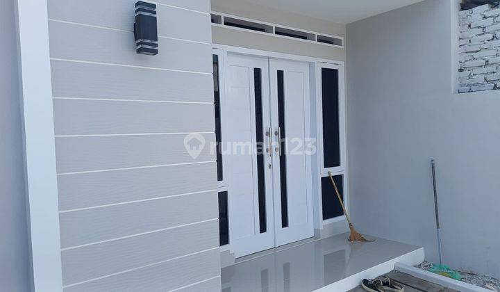 Rumah Baru Minnimallis Di Komplek Permata Biru Bisa Kpr  1