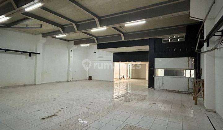 Rumah 3 Lantai Di Jl.karapitan Cocok Untuk Showroom Kantor 2