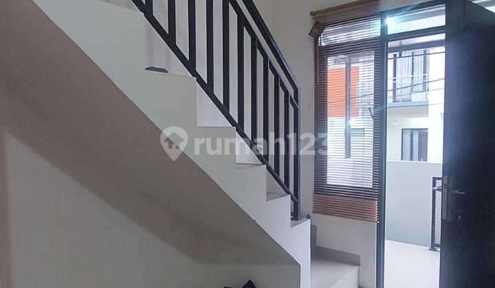 Rumah Baru Bagus Over Kredit Di Green Valley Jatihandap 2