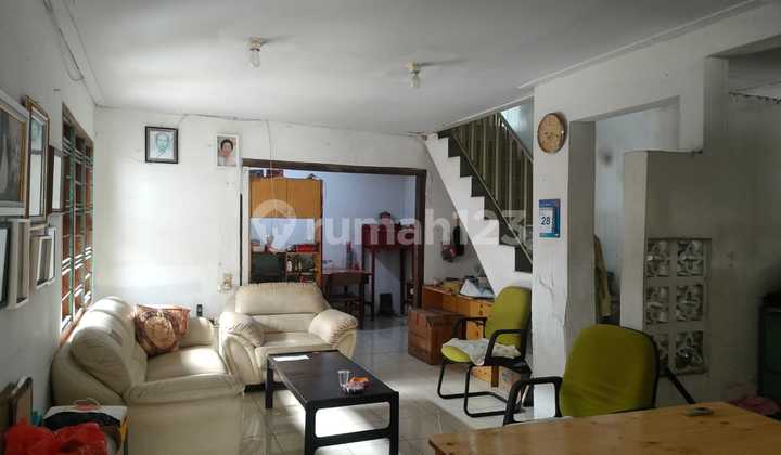 Dijual Rumah Dwiwarna Sawah Besar, Jakpus