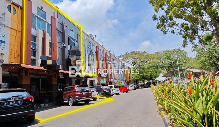 For Sale 2 Units of 3-Storey Shophouses, Price per Unit at Panbil Mall Batam 2
