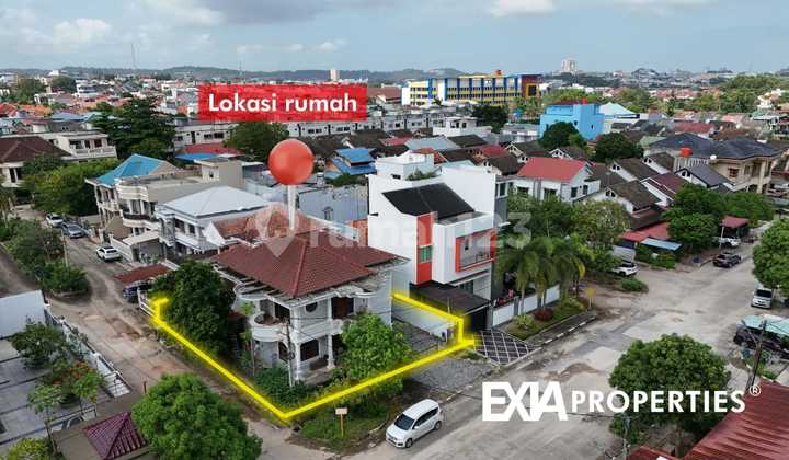 For Sale 2-Story House 297m² Strategic Location Green Land Batam Center Batam