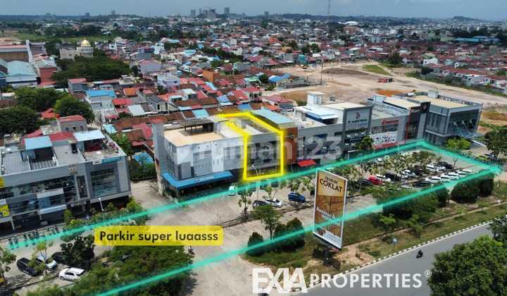 For Rent 2 Units of 3.5-Story Shophouses at Kara Junction Batam Center For Rent 2 Units of 3.5-Story Shophouses at Kara Junction Batam Center