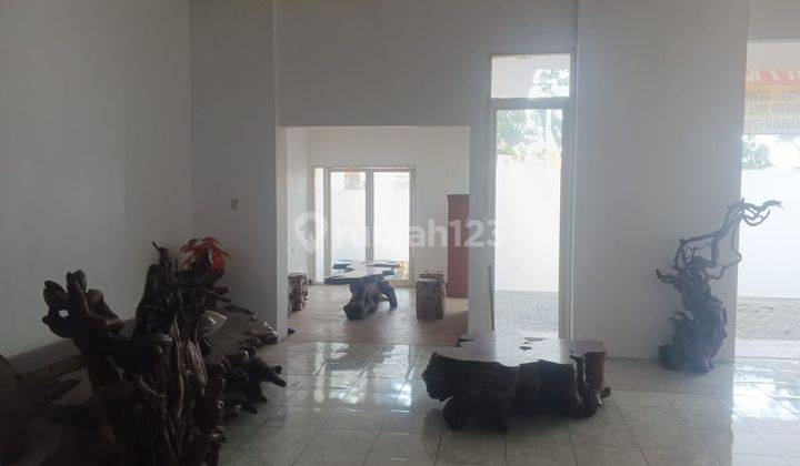 Ruang Usaha Atau Kantor 2 Lantai Dipinggir Jalan Raya 2