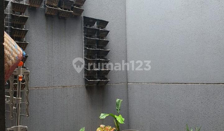 Rumah Terawat di Cluster Prime Area Bintaro Jaya Sektor 9