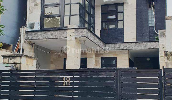 Dijual Rumah Semi Villa Di Renon 1