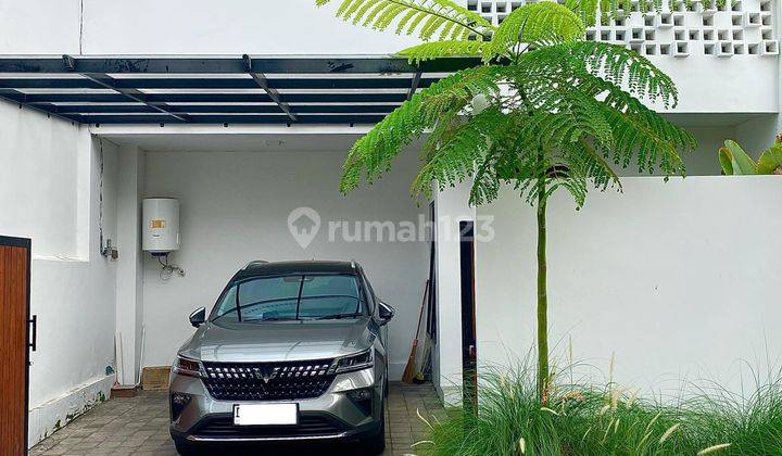 Di Jual Rumah Strategis Renon 1