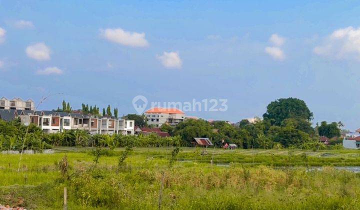 Strategic Land for Sale in Kerobokan 2