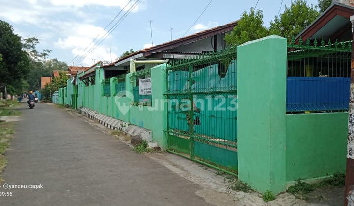 CHEAP LAND FOR SALE IN SINDANGLAUT BONUS BUILDING 1.3 million/m² CHEAP LAND FOR SALE IN SINDANGLAUT BONUS BUILDING 1.3 million/m²