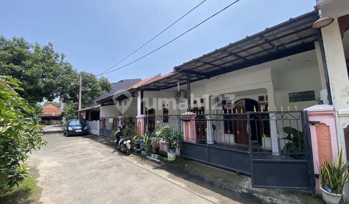 Bima Cirebon House Near City Center and Mall 1