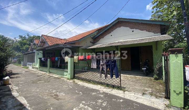 RUMAH & GUDANG X PRODUKSI KONVEKSI BUMI ASRI PAMIJAHAN