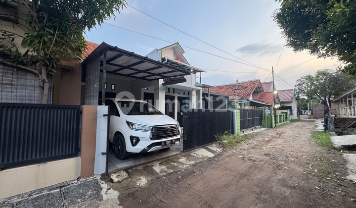 DiSEWAKAN RUMAH PLUS ISI Jl Tuparev dekat Pusat Kota 1